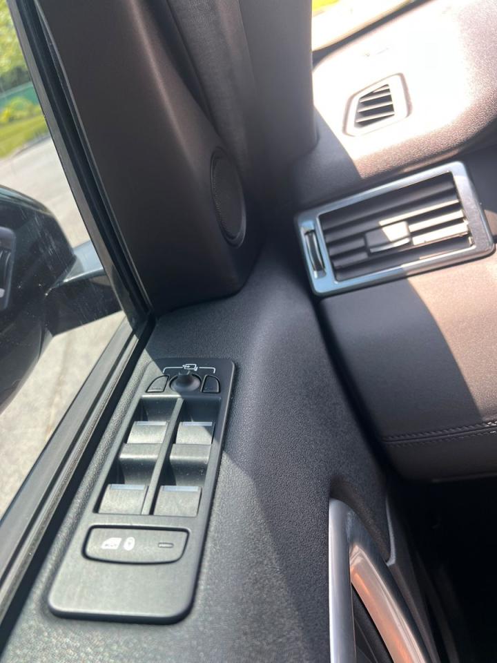 2019 Land Rover Discovery Sport HSE - Photo #18