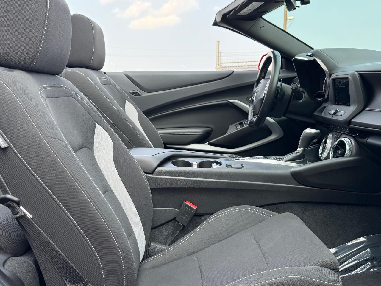 2022 Chevrolet Camaro 1LT ** EXCELLENT CONDITION**CLEAN CARFAX** - Photo #33