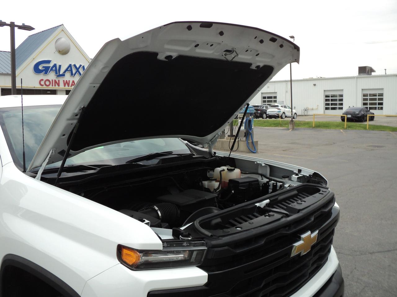 2024 Chevrolet Silverado 3500 HD WT CrewCab4WD6.6L8cylGas 8ftBox172"WB BackUpCam - Photo #32