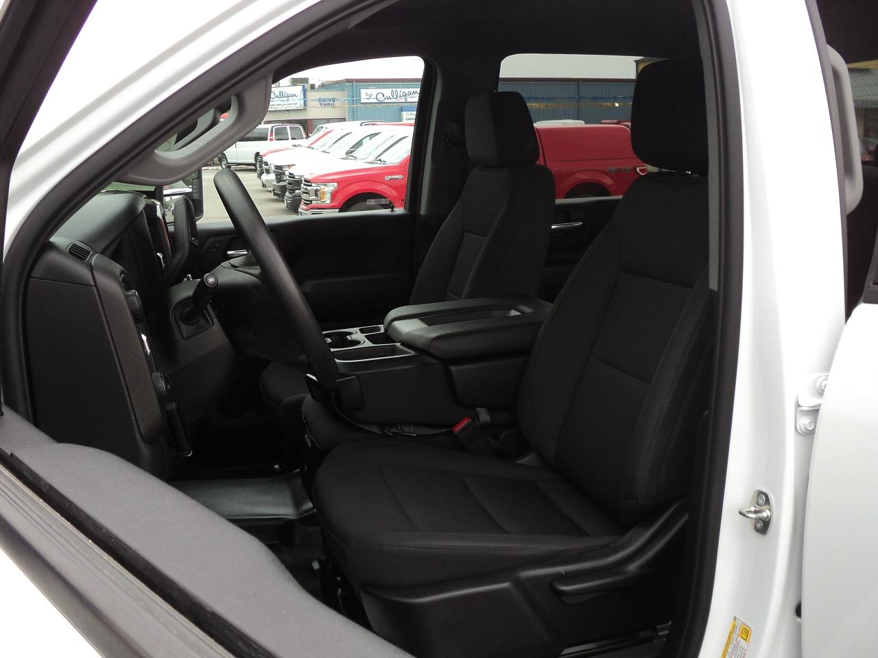 2024 Chevrolet Silverado 3500 HD WT CrewCab4WD6.6L8cylGas 8ftBox172"WB BackUpCam - Photo #12