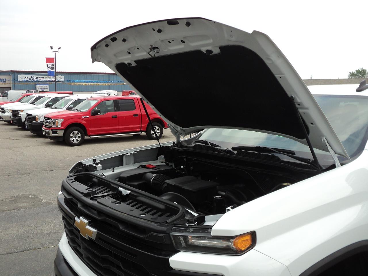 2024 Chevrolet Silverado 3500 HD WT CrewCab4WD6.6L8cylGas 8ftBox172"WB BackUpCam - Photo #33