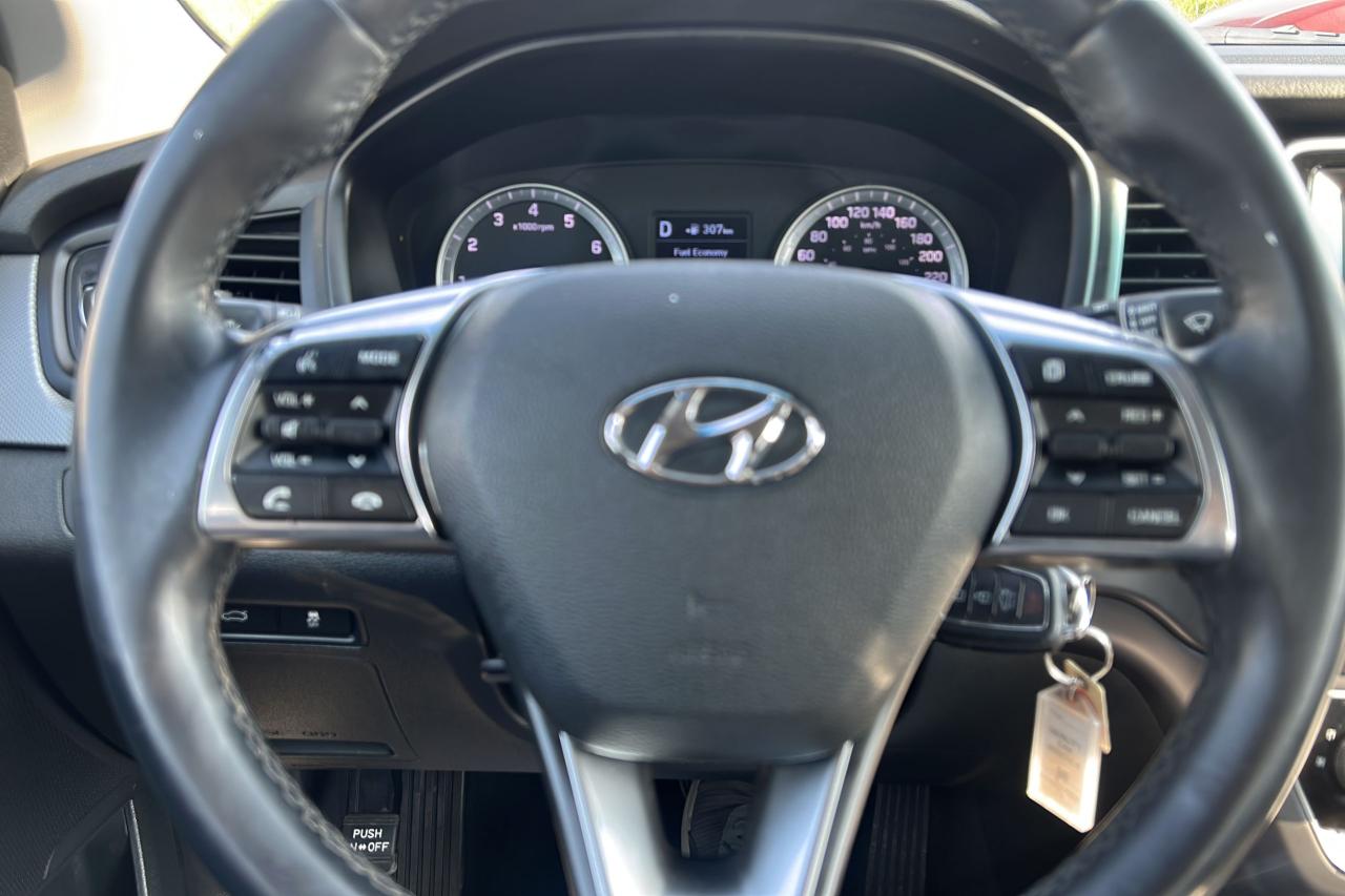 2018 Hyundai Sonata GL - Photo #10