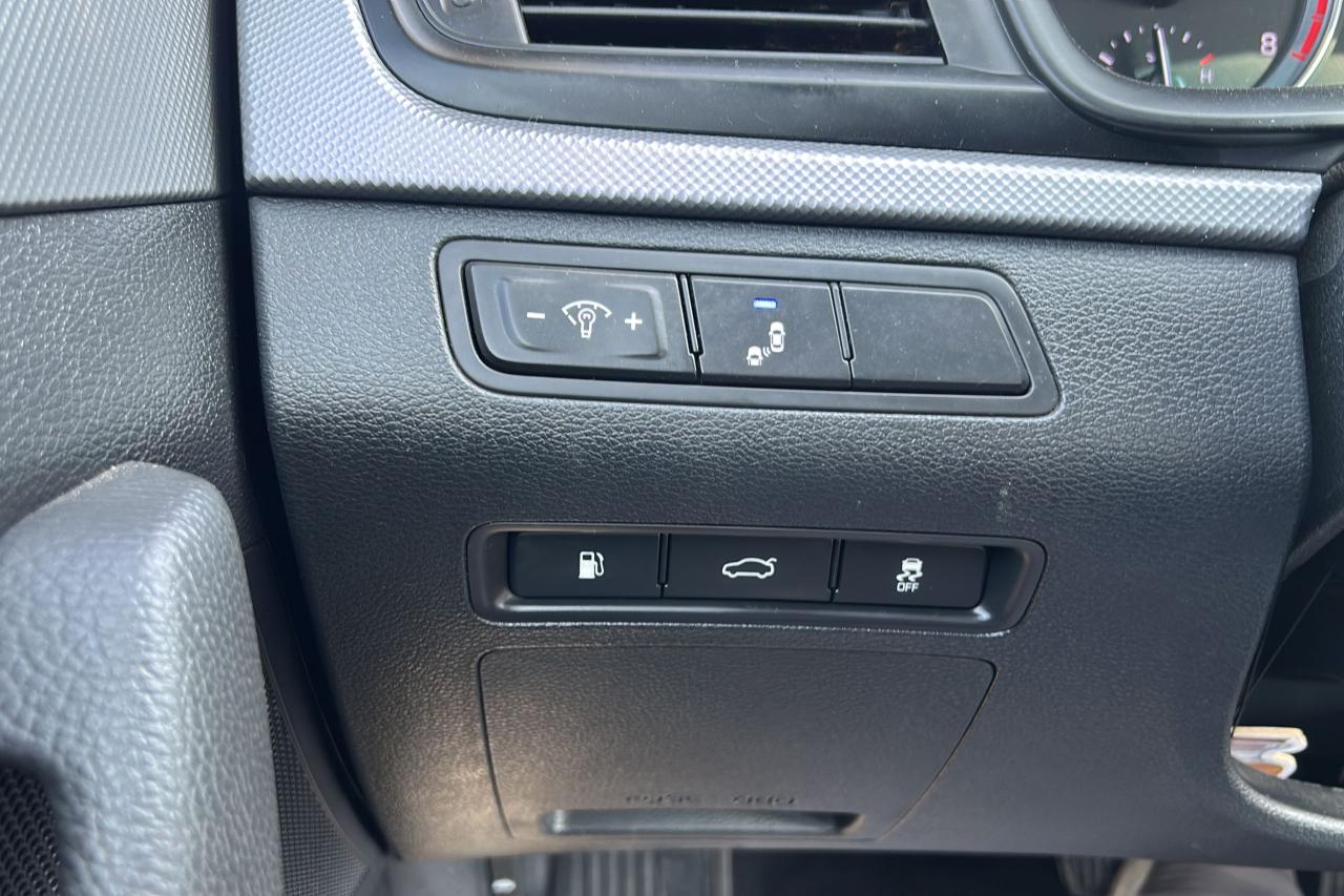 2018 Hyundai Sonata GL - Photo #12
