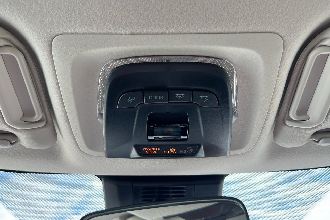 2025 Toyota Corolla LE Photo