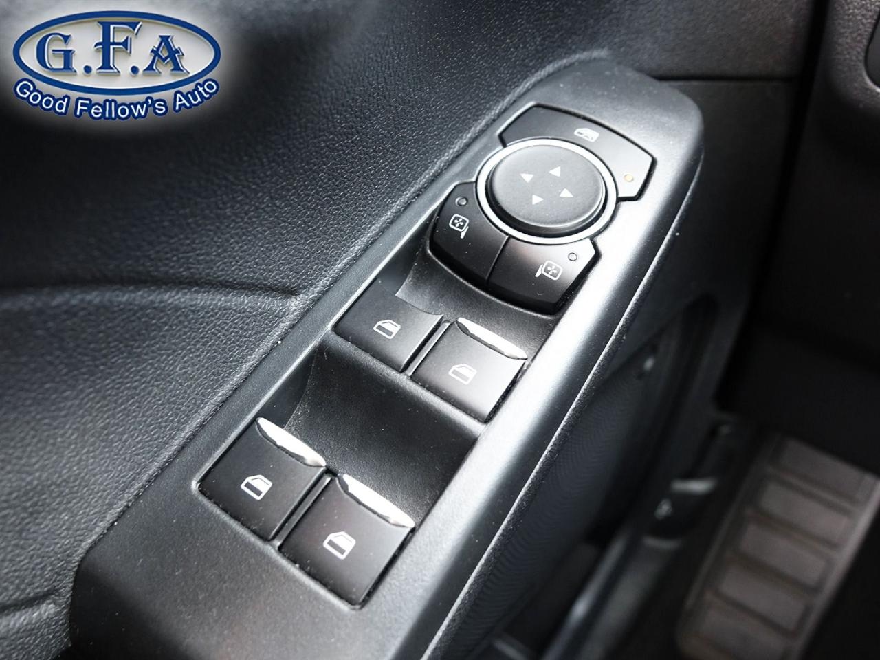 2022 Ford Escape SEL MODEL, AWD, LEATHER SEATS, PANORAMIC ROOF, NAV Photo19