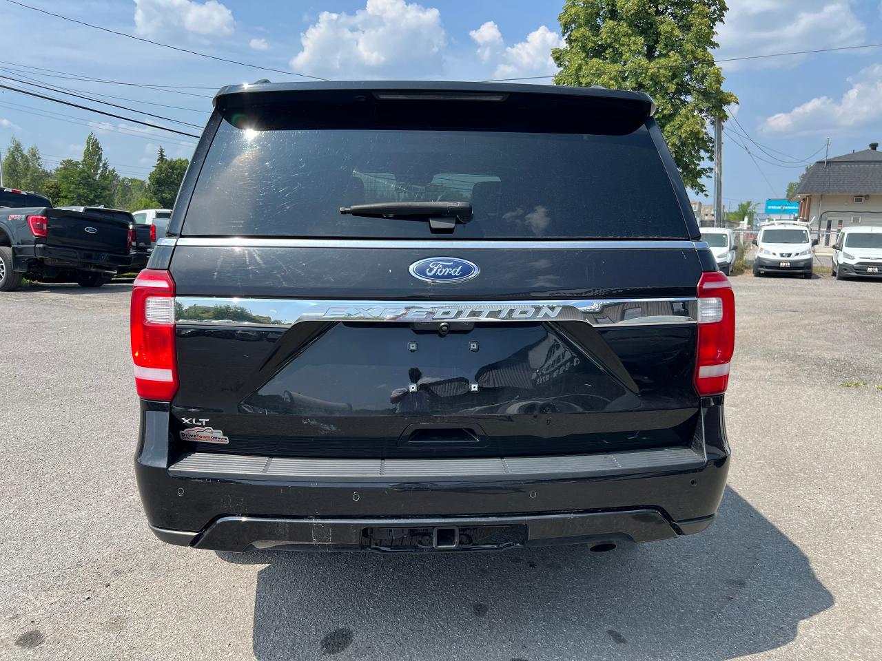 2021 Ford Expedition XLT - Photo #5
