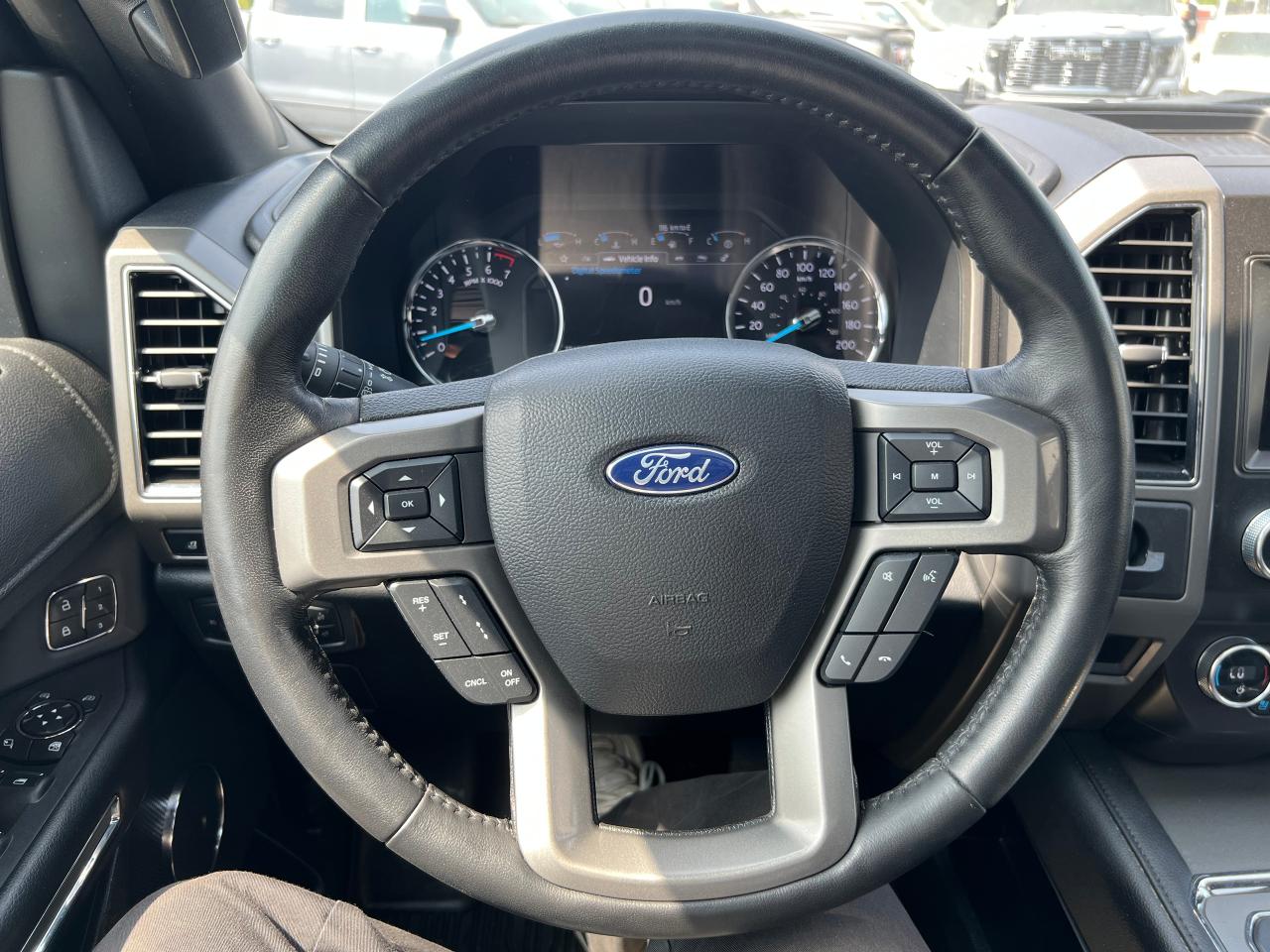 2021 Ford Expedition XLT - Photo #12