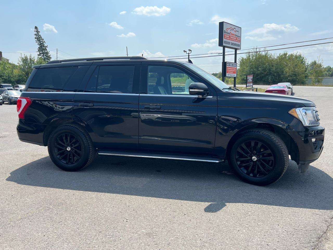 2021 Ford Expedition XLT - Photo #6