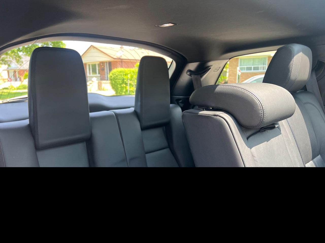 2019 Land Rover Discovery Sport HSE - Photo #9