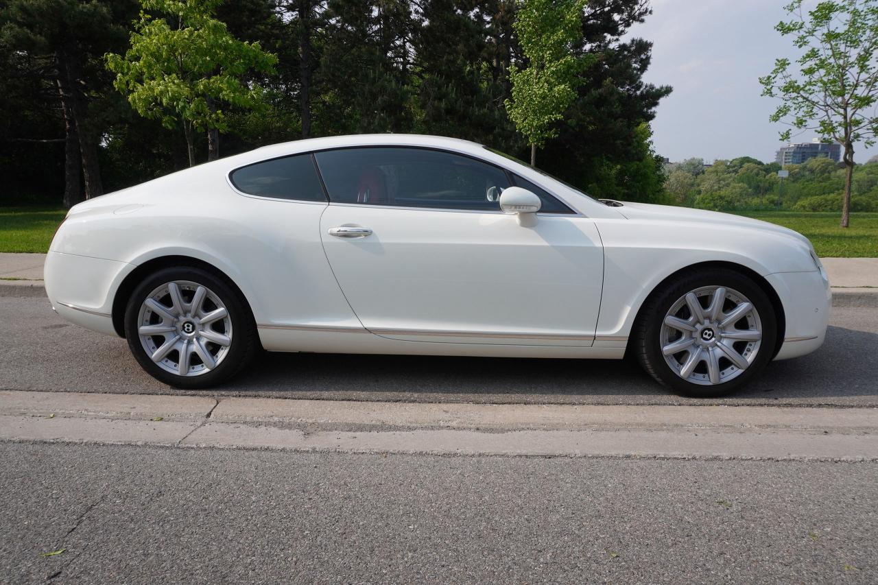 2006 Bentley Continental GT / STUNNING COMBO / NO ACCIDENTS / LOW KM'S /W12 Photo4