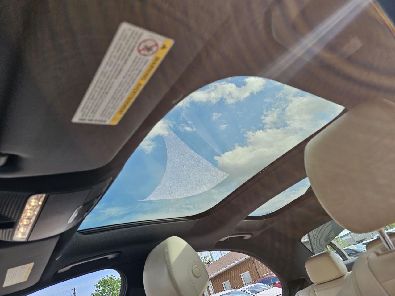 2018 Mercedes-Benz E-Class E 300 4MATIC Sedan, FULLY FULL FULLY LOADED 101 KM - Photo #16