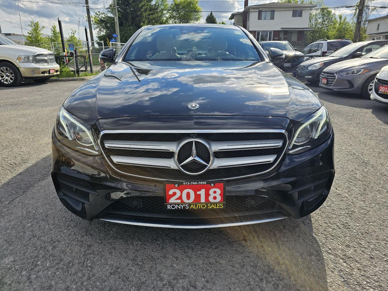 2018 Mercedes-Benz E-Class E 300 4MATIC Sedan, FULLY FULL FULLY LOADED 101 KM - Photo #2