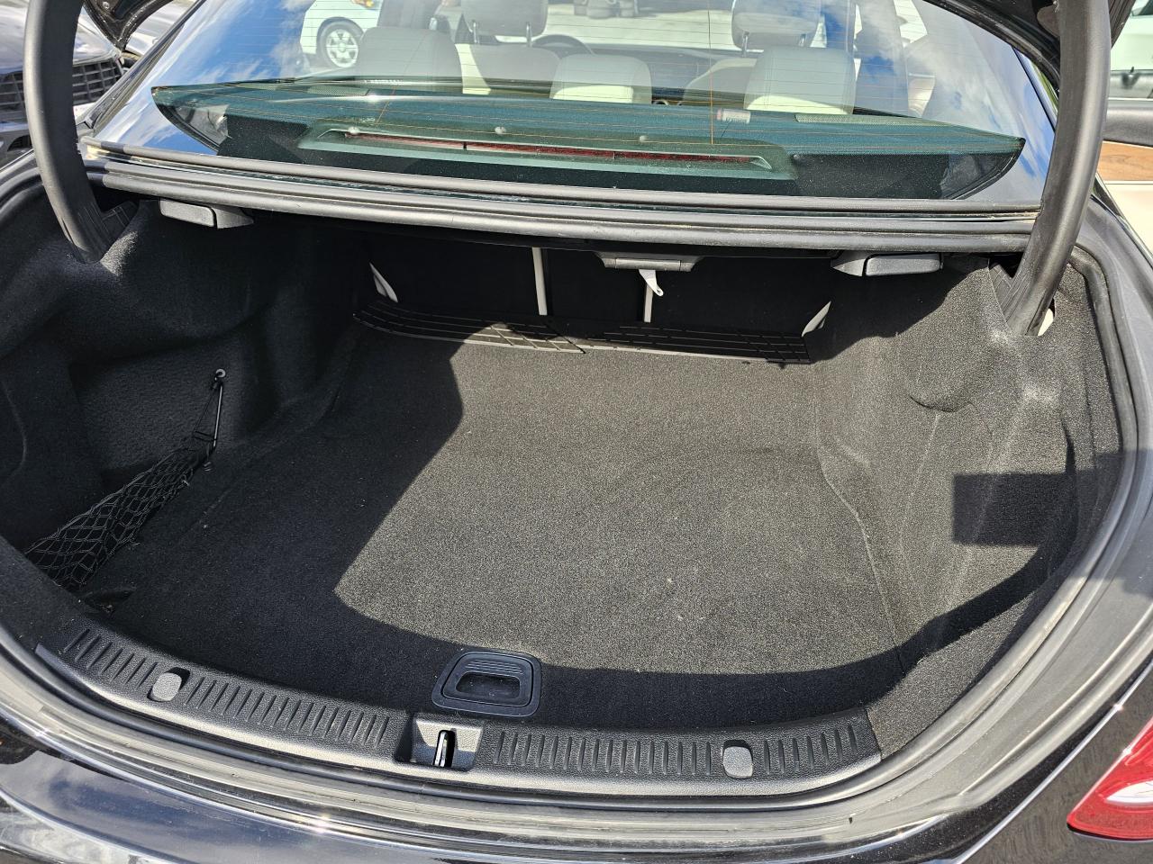 2018 Mercedes-Benz E-Class E 300 4MATIC Sedan, FULLY FULL FULLY LOADED 101 KM - Photo #9