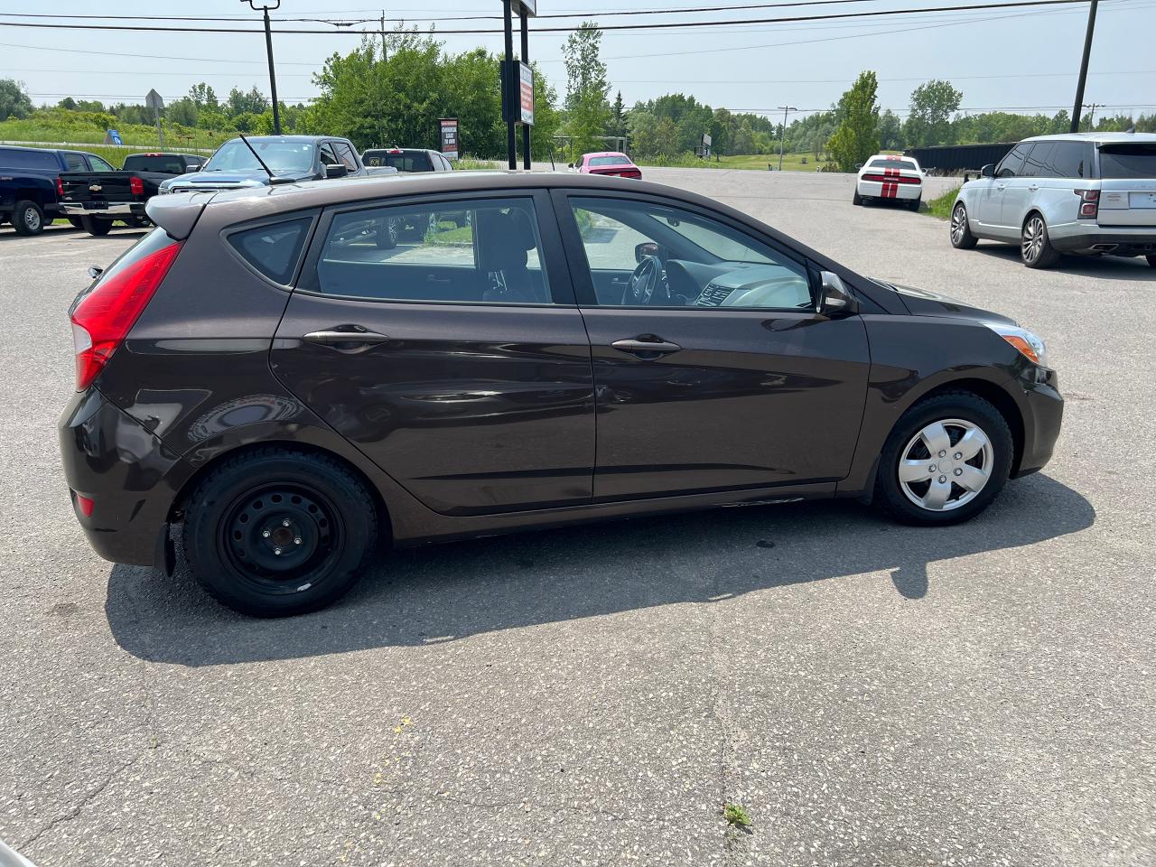 2016 Hyundai Accent 5dr HB Man GLS - Photo #6