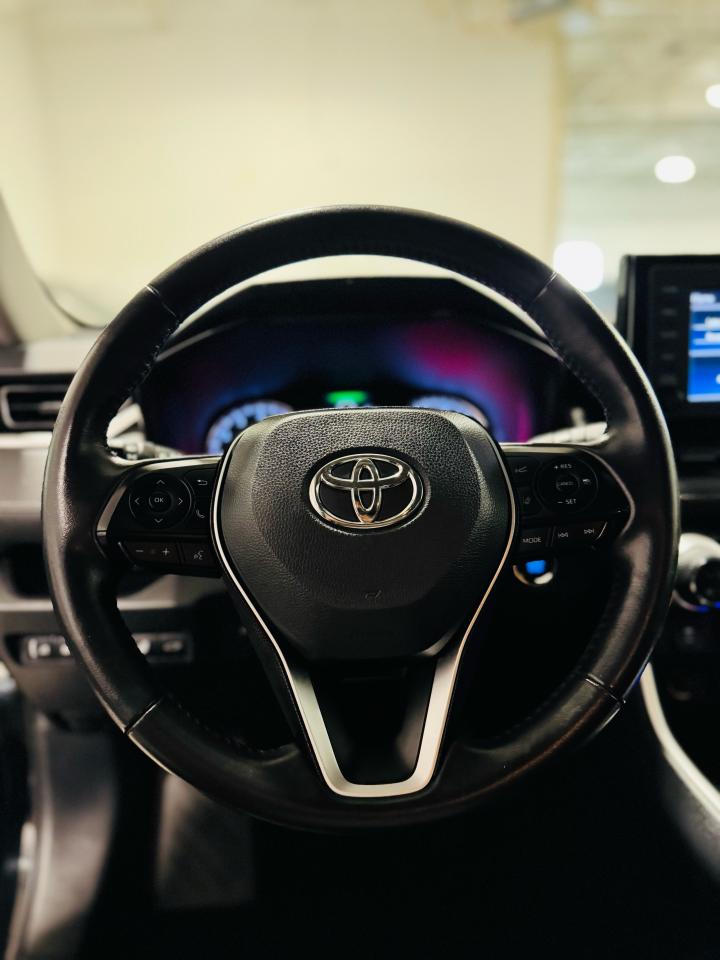 2020 Toyota RAV4 XLE - Photo #10