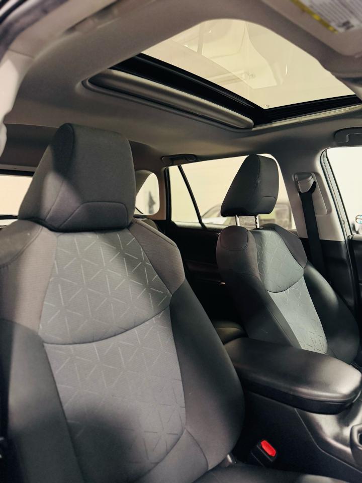 2020 Toyota RAV4 XLE - Photo #24