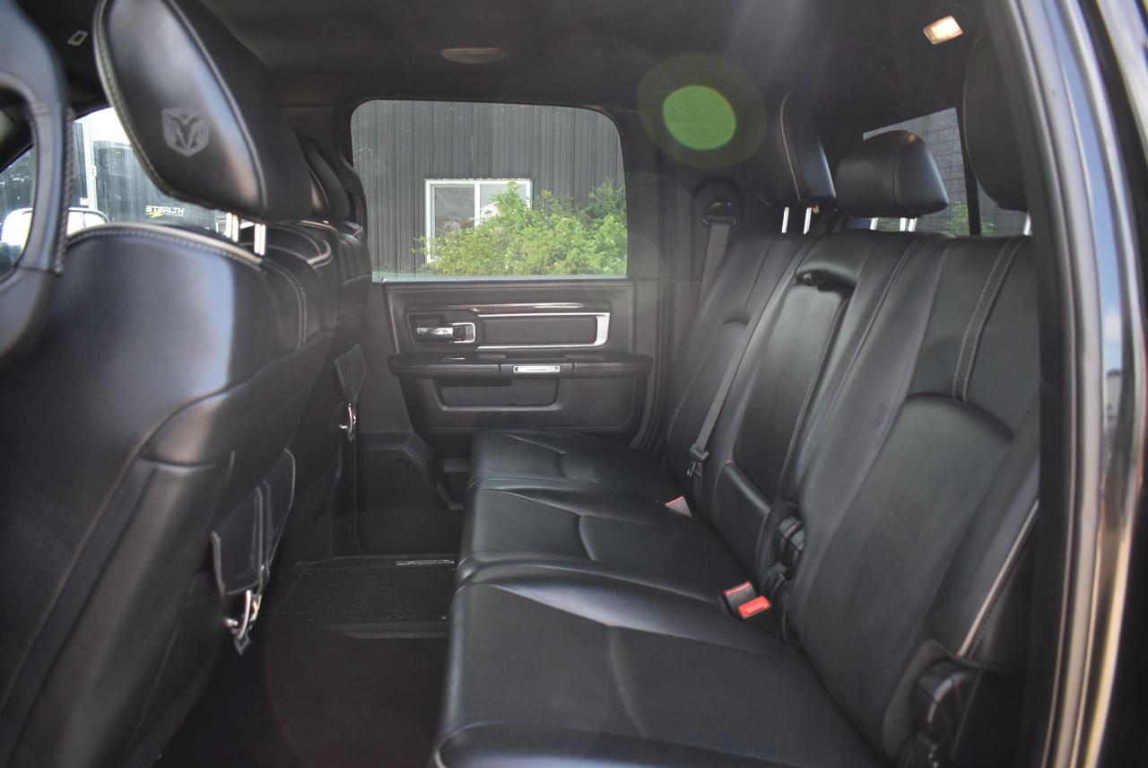 2018 RAM 3500 Limited - 6.7L-  MEGA CAB - DUALLY - CUMMINS - Photo #32