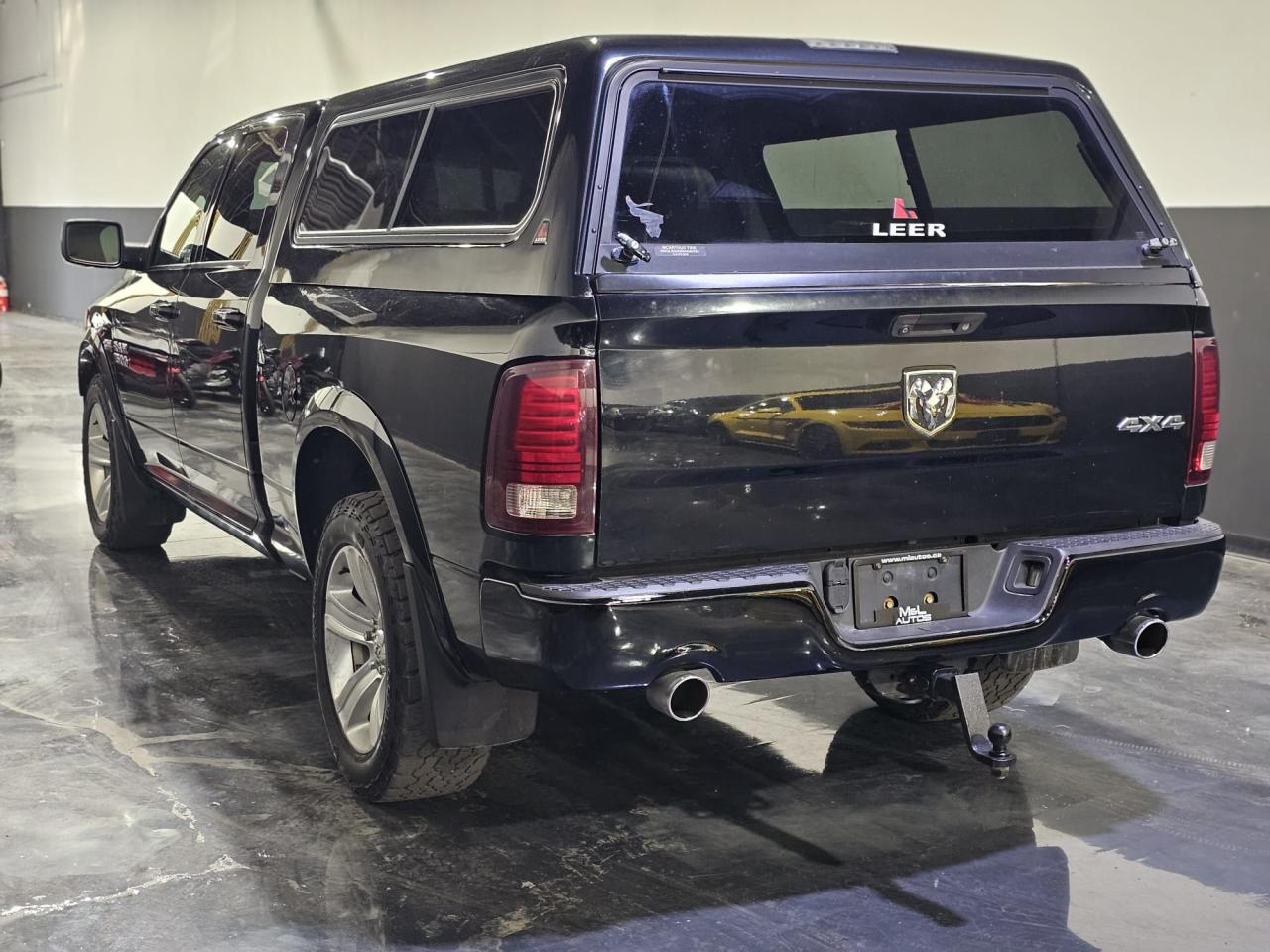 2014 RAM 1500 4WD CREW CAB 149" SPORT - Photo #3