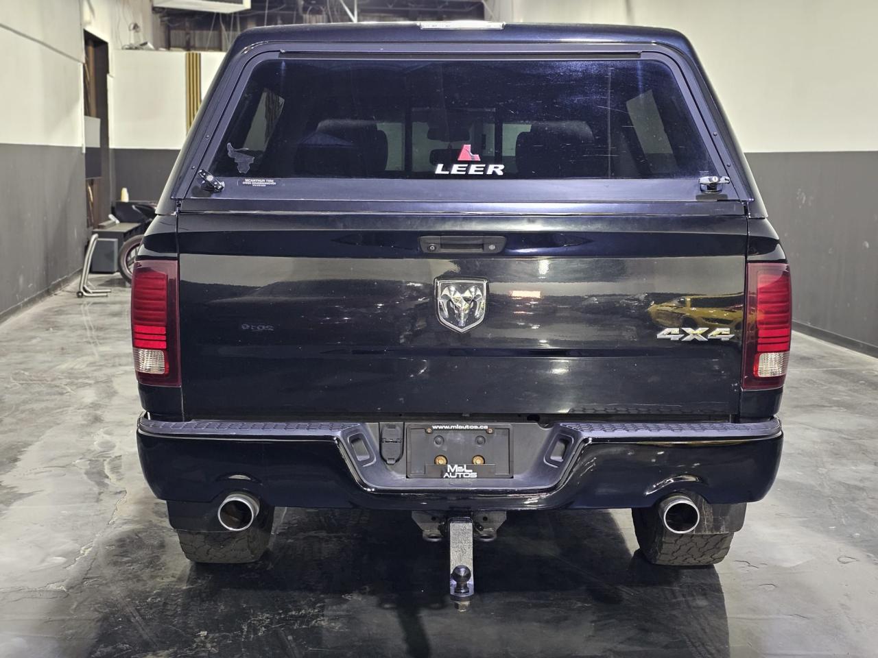 2014 RAM 1500 4WD CREW CAB 149" SPORT - Photo #4