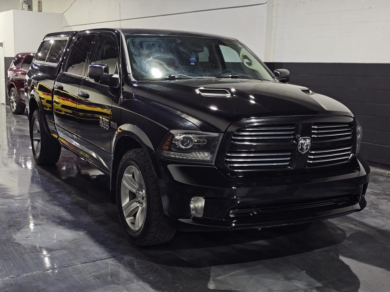 2014 RAM 1500 4WD CREW CAB 149" SPORT - Photo #7