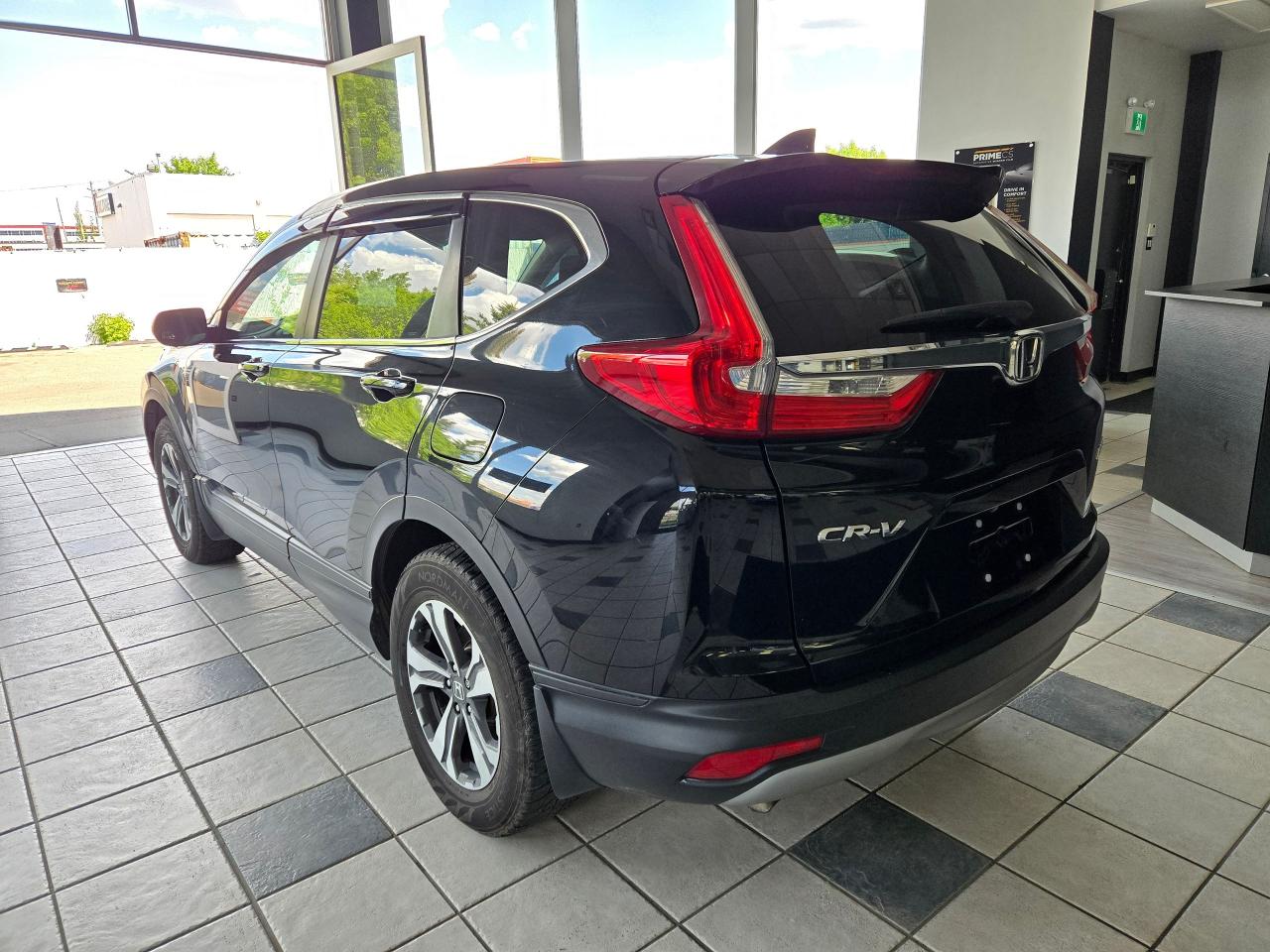 2017 Honda CR-V LX AWD | ALL CREDIT ACCEPTED!! - Photo #5