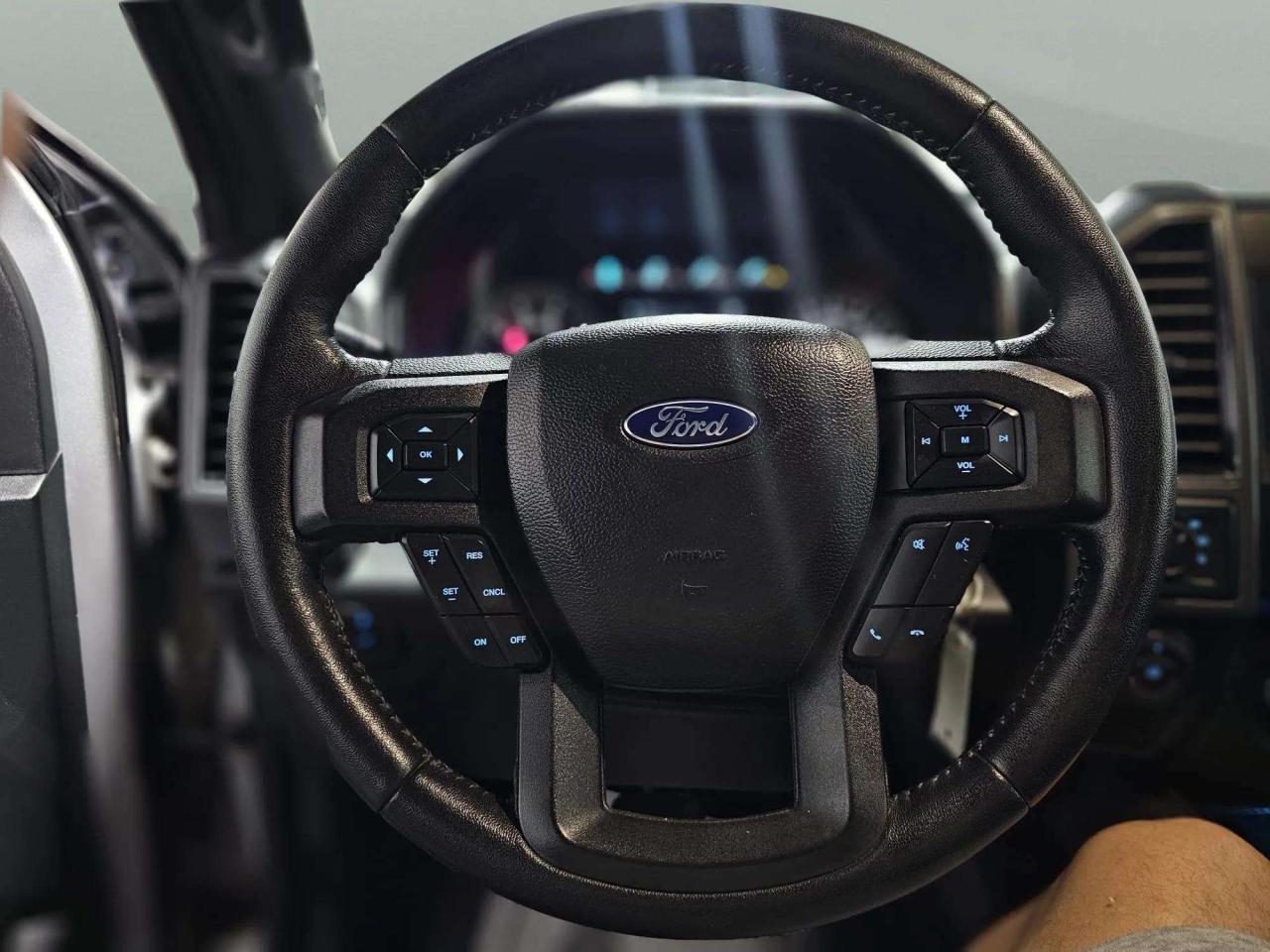 2019 Ford F-150 XLT - Photo #11