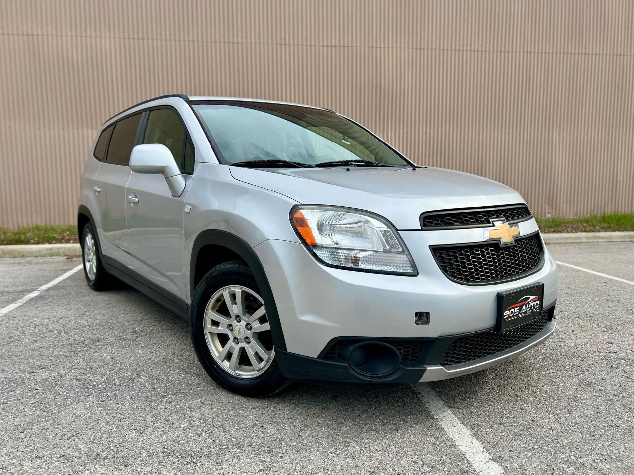2012 Chevrolet Orlando 1LT - Photo #2