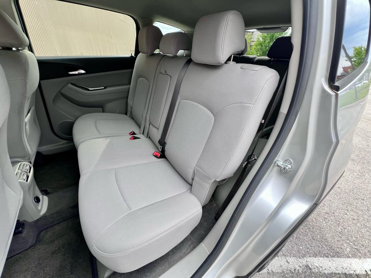 2012 Chevrolet Orlando 1LT - Photo #11