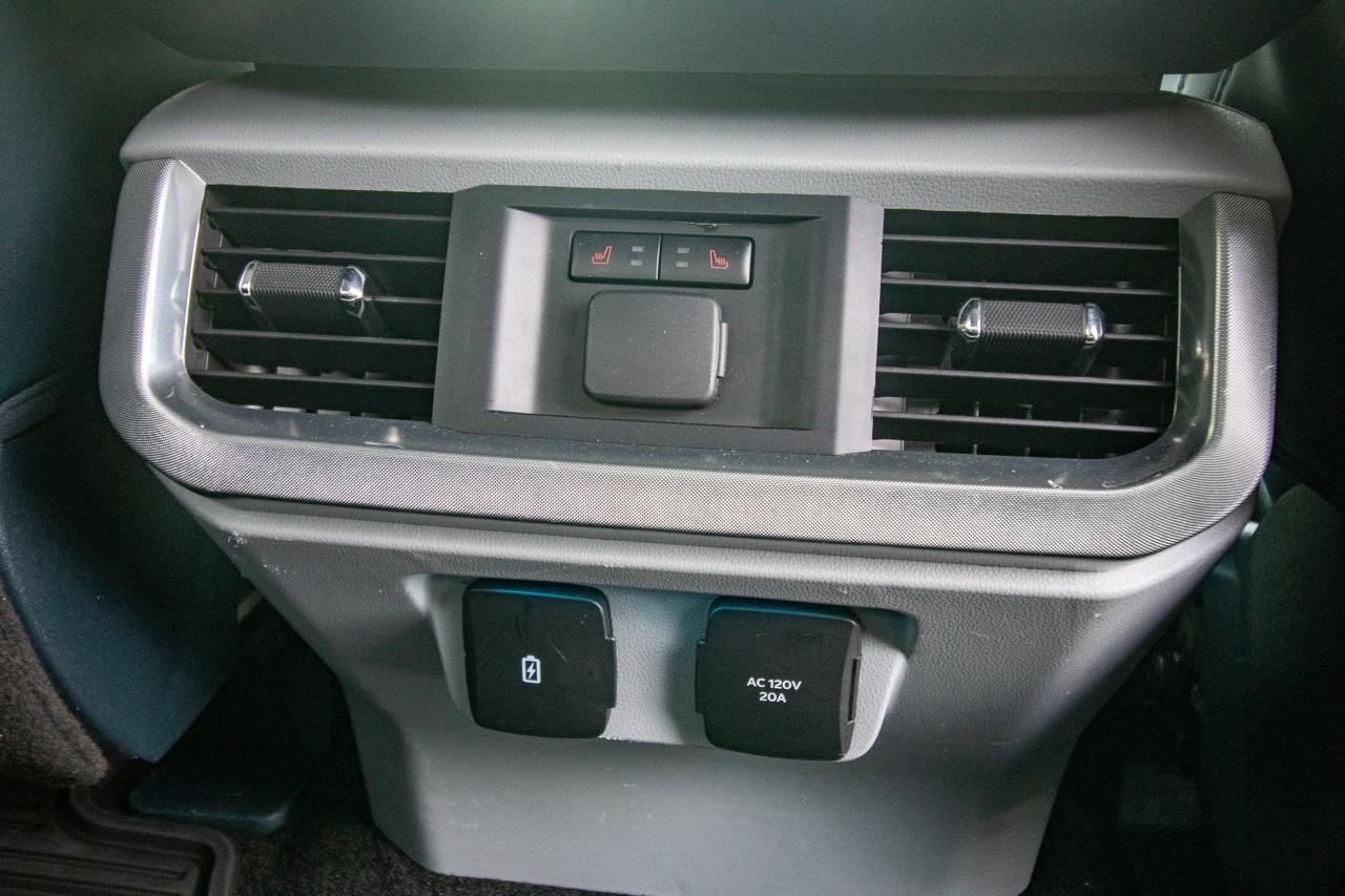 2022 Ford F-150 Limited  Photo5