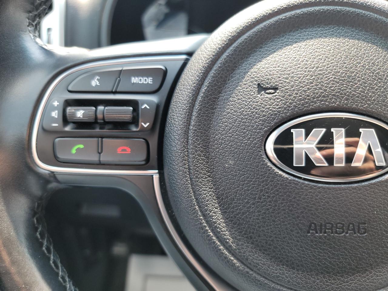 2018 Kia Sportage EX | LEATHER | AWD | CLEAN - Photo #17