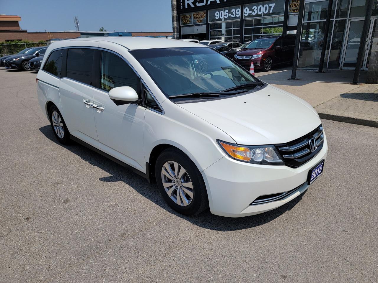 2015 Honda Odyssey EX Photo2