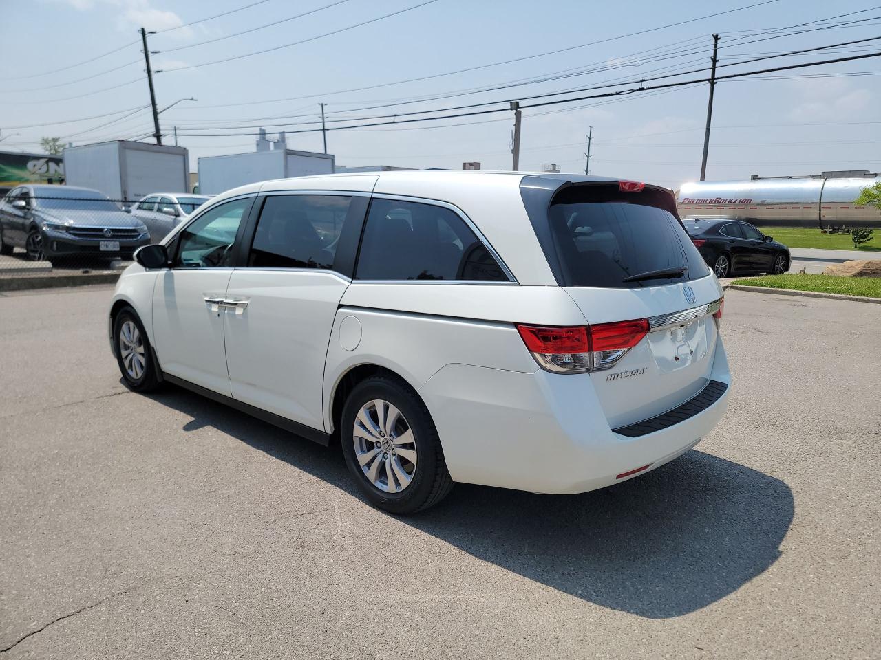 2015 Honda Odyssey EX - Photo #7