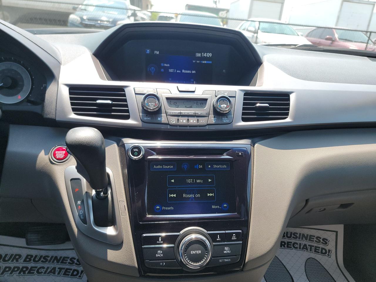 2015 Honda Odyssey EX - Photo #19