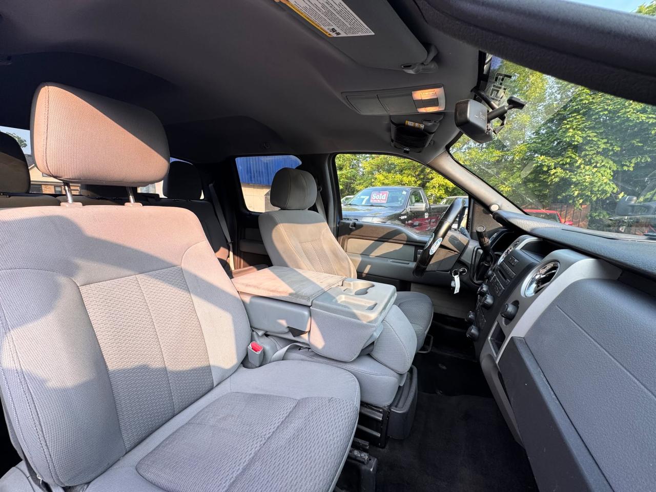 2012 Ford F-150 XLT - Photo #9