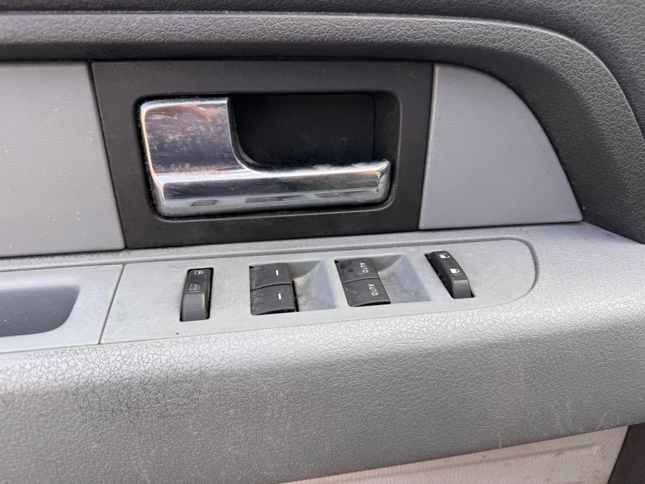 2012 Ford F-150 XLT - Photo #14