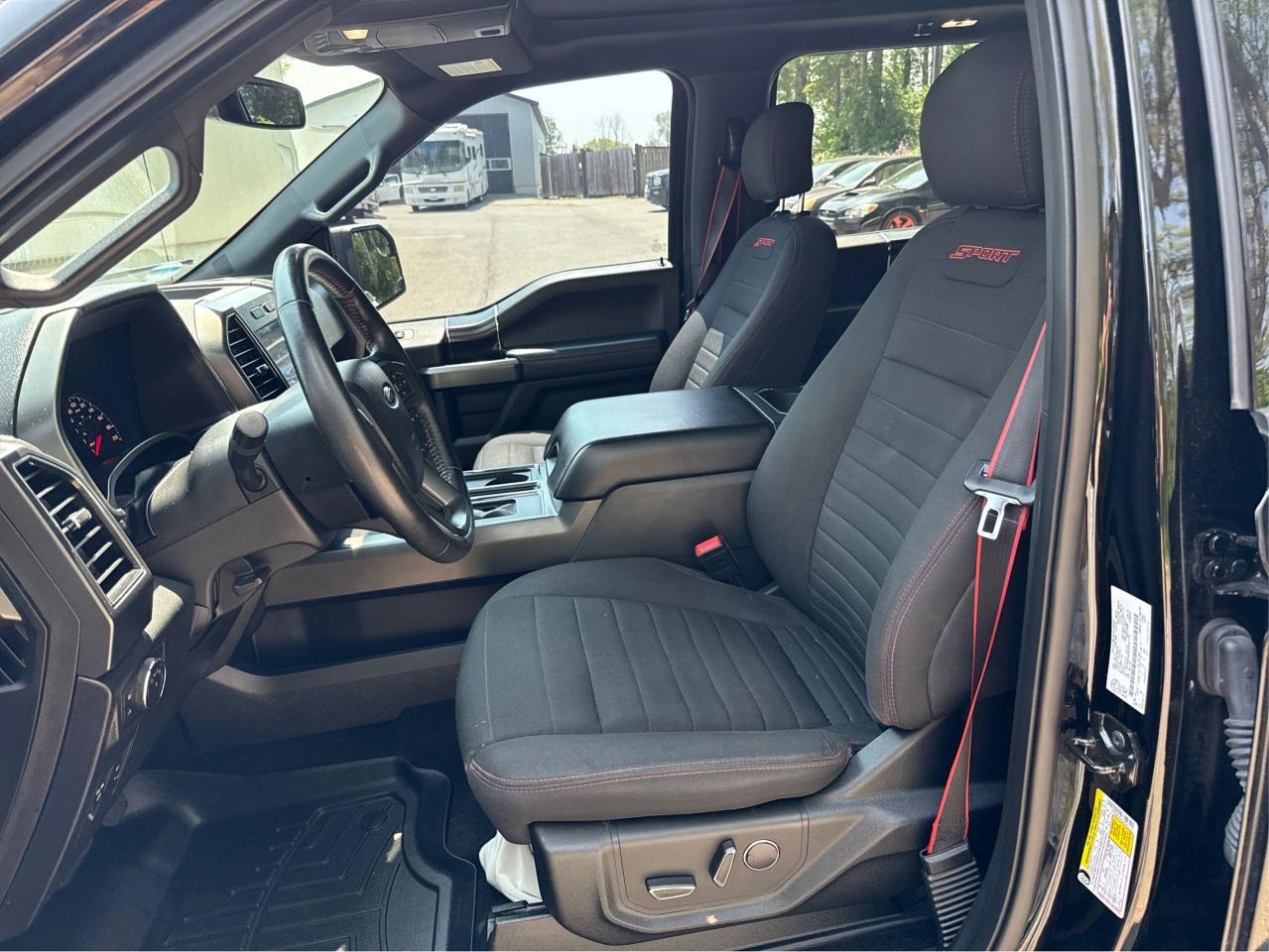 2018 Ford F-150 XLT - Photo #9