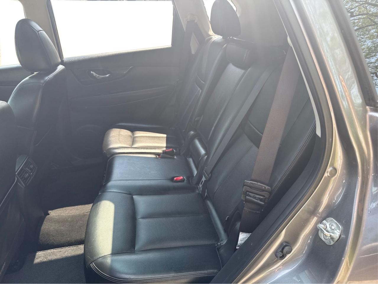 2018 Nissan Rogue SL - Photo #12