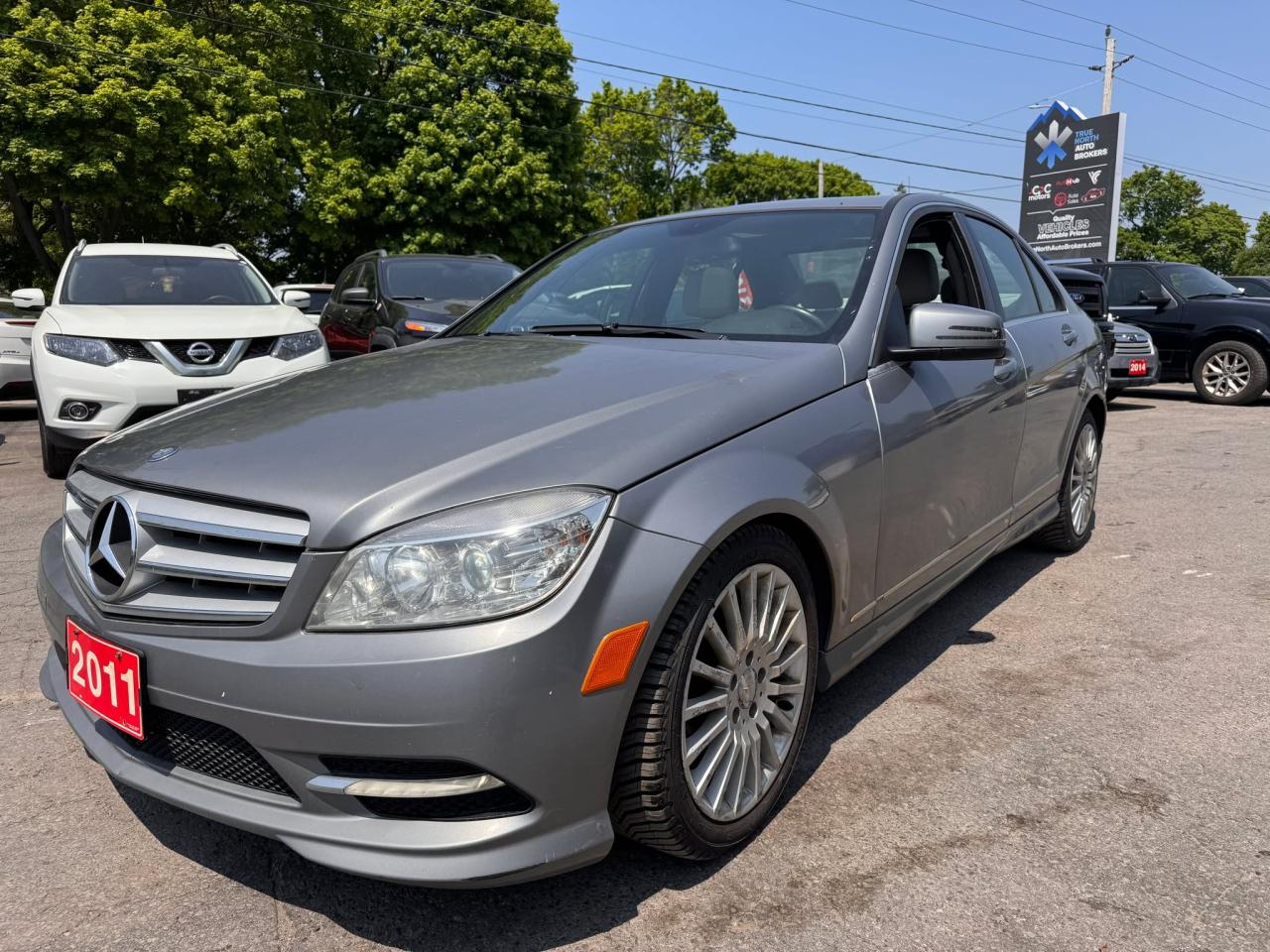 2011 Mercedes-Benz C-Class 4dr Sdn C 250 4MATIC - Photo #3