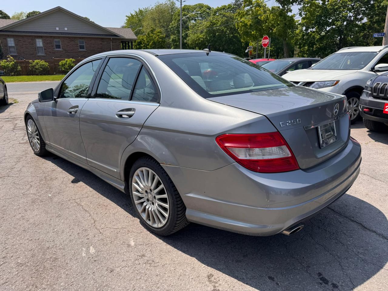 2011 Mercedes-Benz C-Class 4dr Sdn C 250 4MATIC - Photo #5