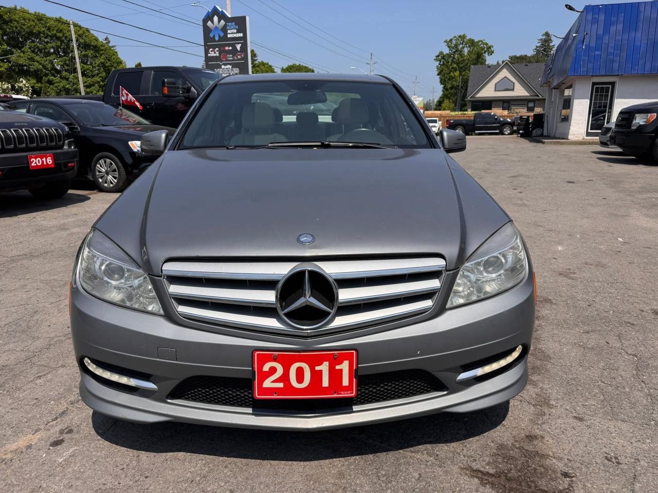 2011 Mercedes-Benz C-Class 4dr Sdn C 250 4MATIC - Photo #3