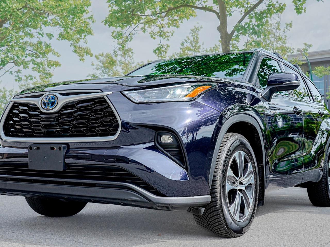 Used 2020 Toyota Highlander  for sale in Coquitlam, BC
