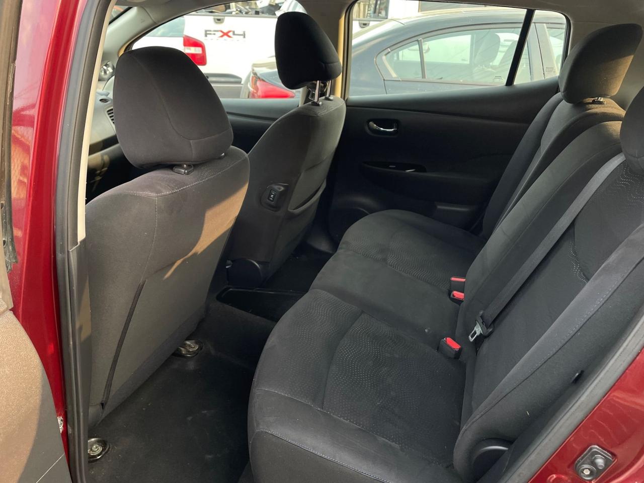 2017 Nissan Leaf SL *ONE OWNER, FULL SERVICE RECORDS, NAV* - Photo #18