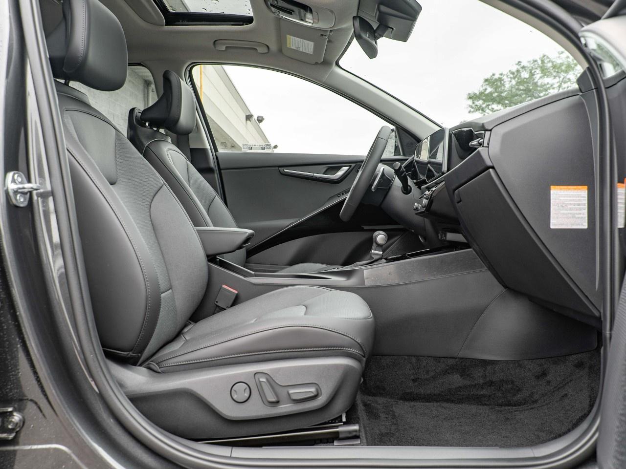 2025 Kia NIRO SX Photo