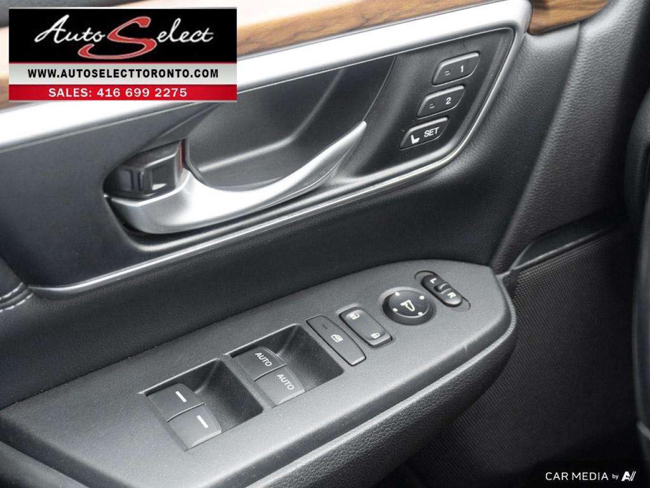 2017 Honda CR-V Touring Leather - Sunroof - Apple Carplay - Android Auto Photo