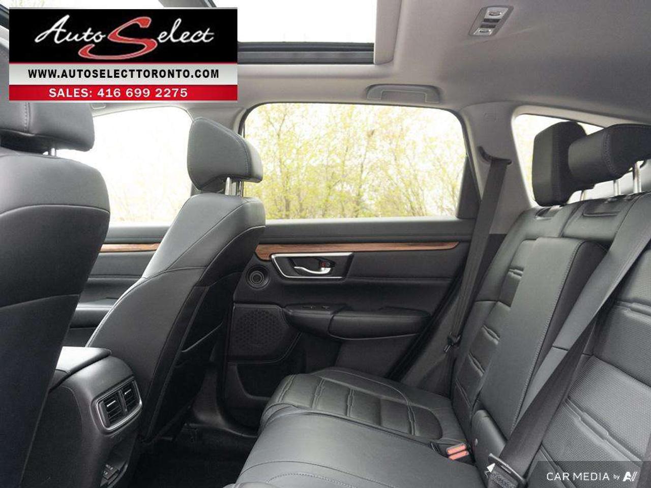2017 Honda CR-V Touring Leather - Sunroof - Apple Carplay - Android Auto Photo