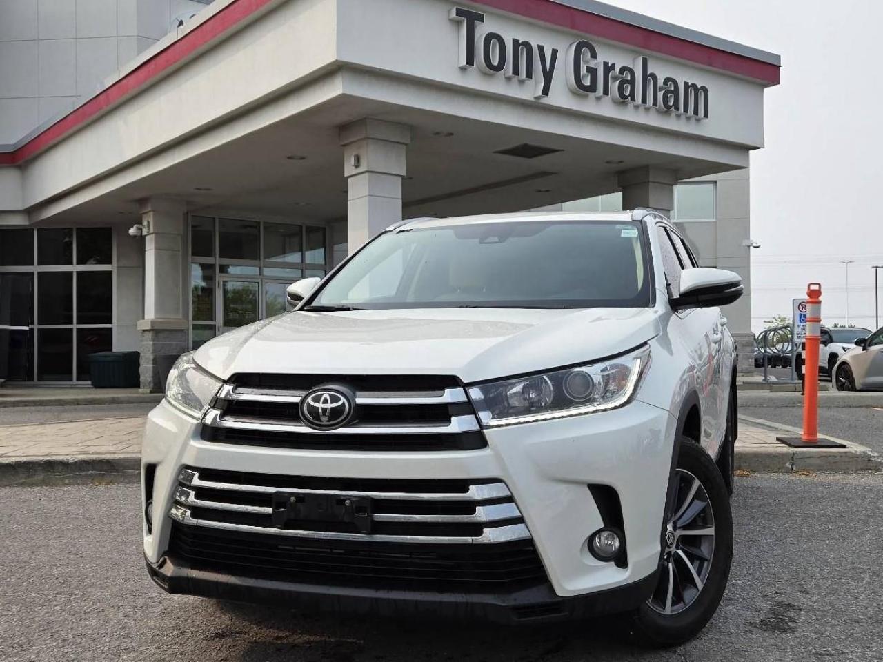 Used 2019 Toyota Highlander XLE for sale in Ottawa, ON