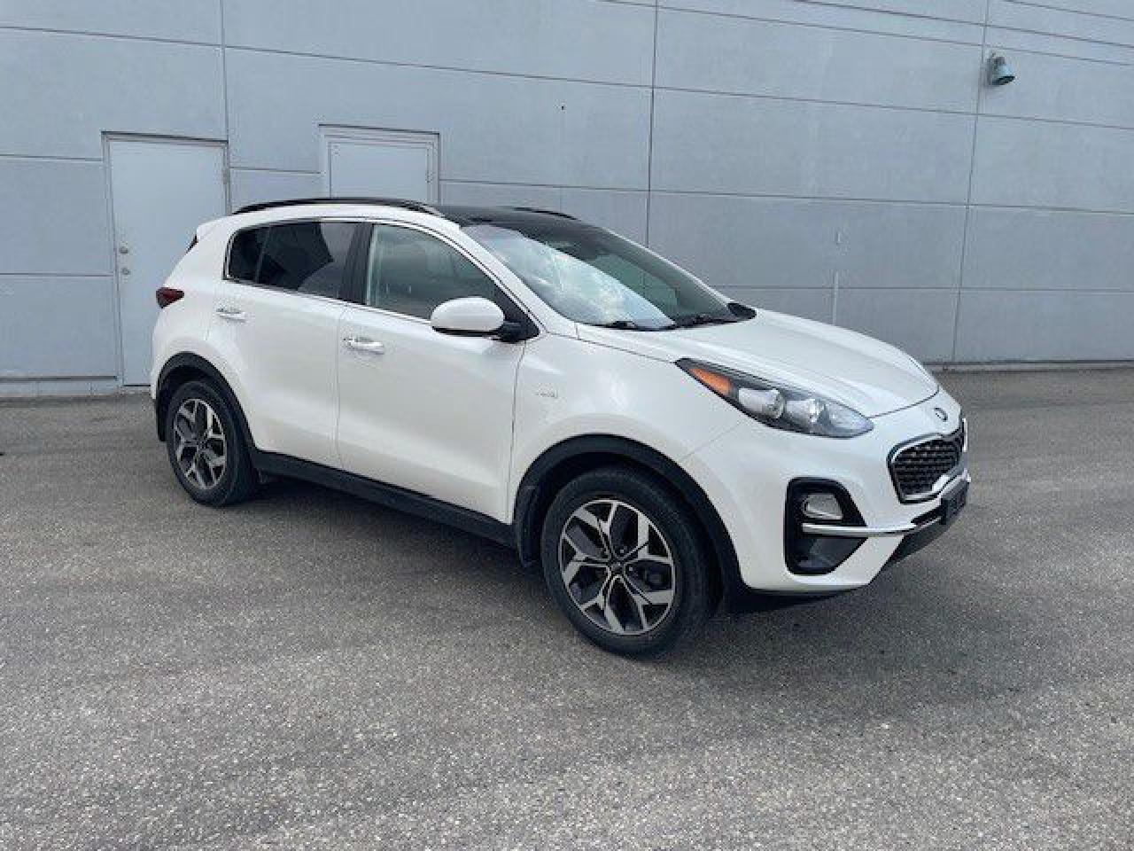 Used 2020 Kia Sportage One Owner | EX | AWD | Sunroof | 18