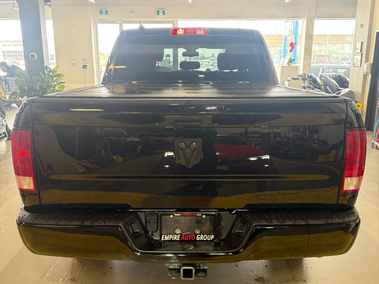 2022 RAM 1500 EXPRESS CREW CAB SHO Photo