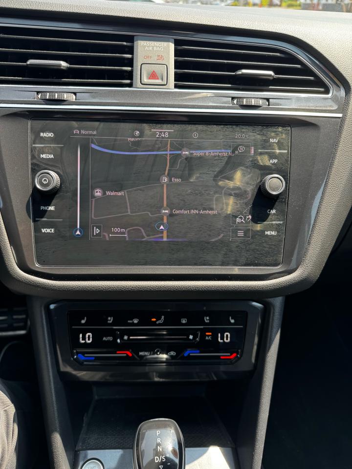 2022 Volkswagen Tiguan Highline R-line Photo
