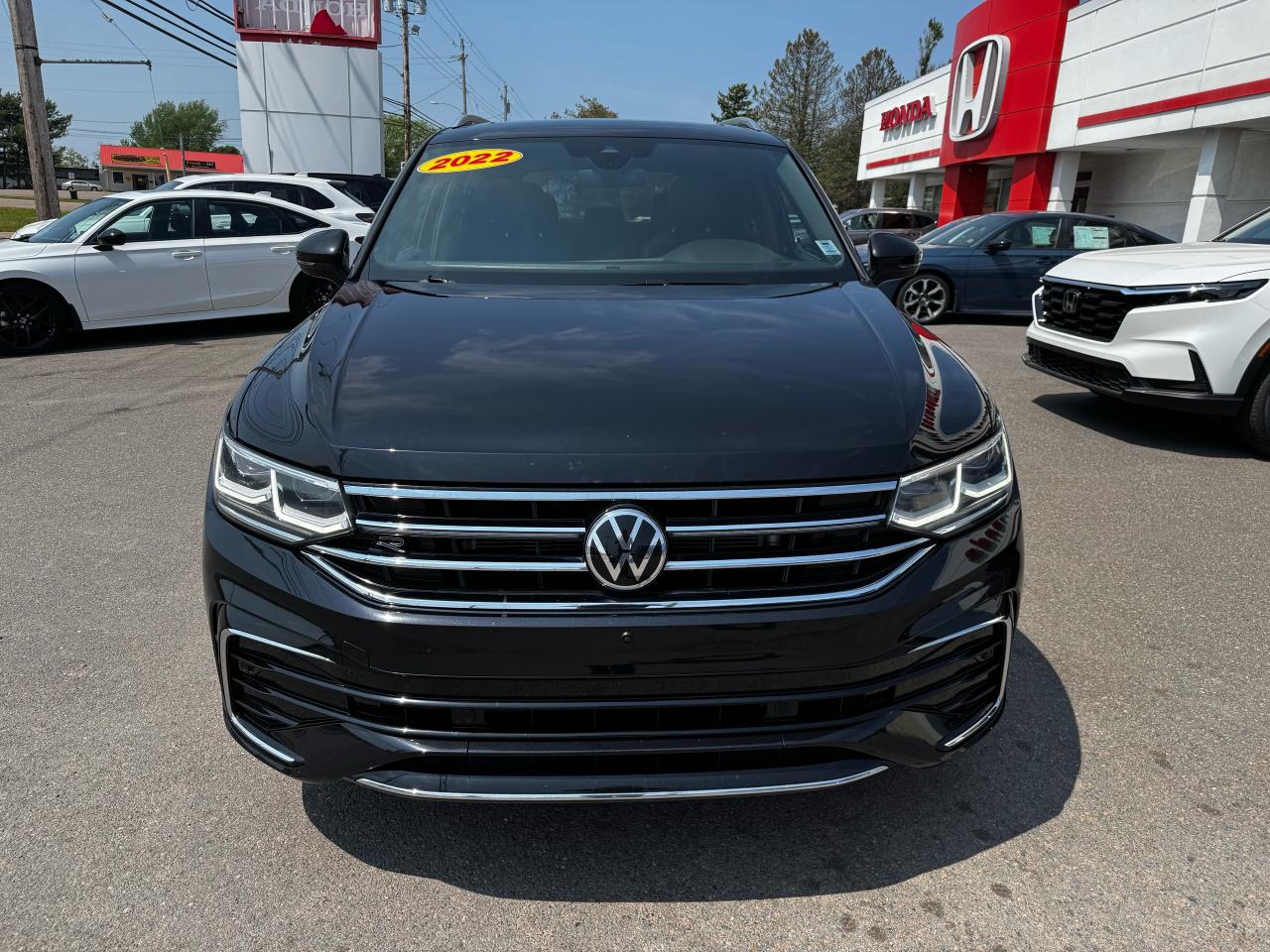 2022 Volkswagen Tiguan Highline R-line Photo